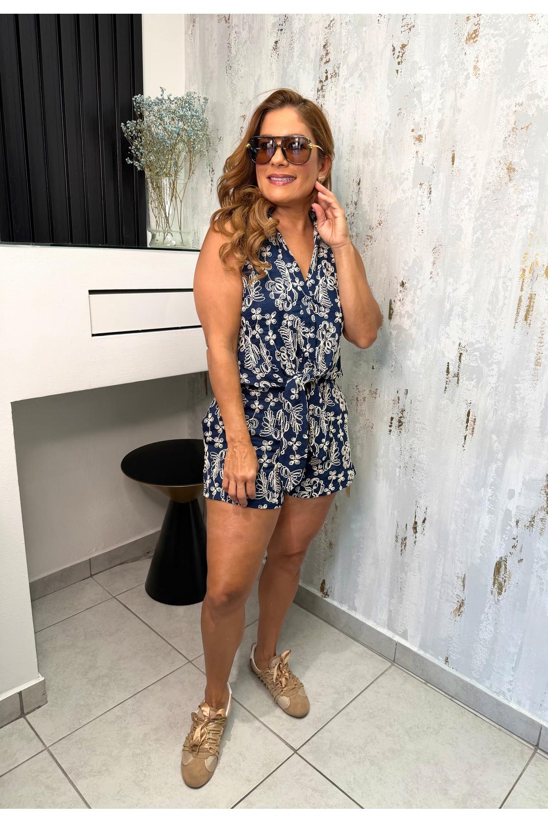 SLVLS TIE FRONT EMBROIDERY TOP SHORTS SET