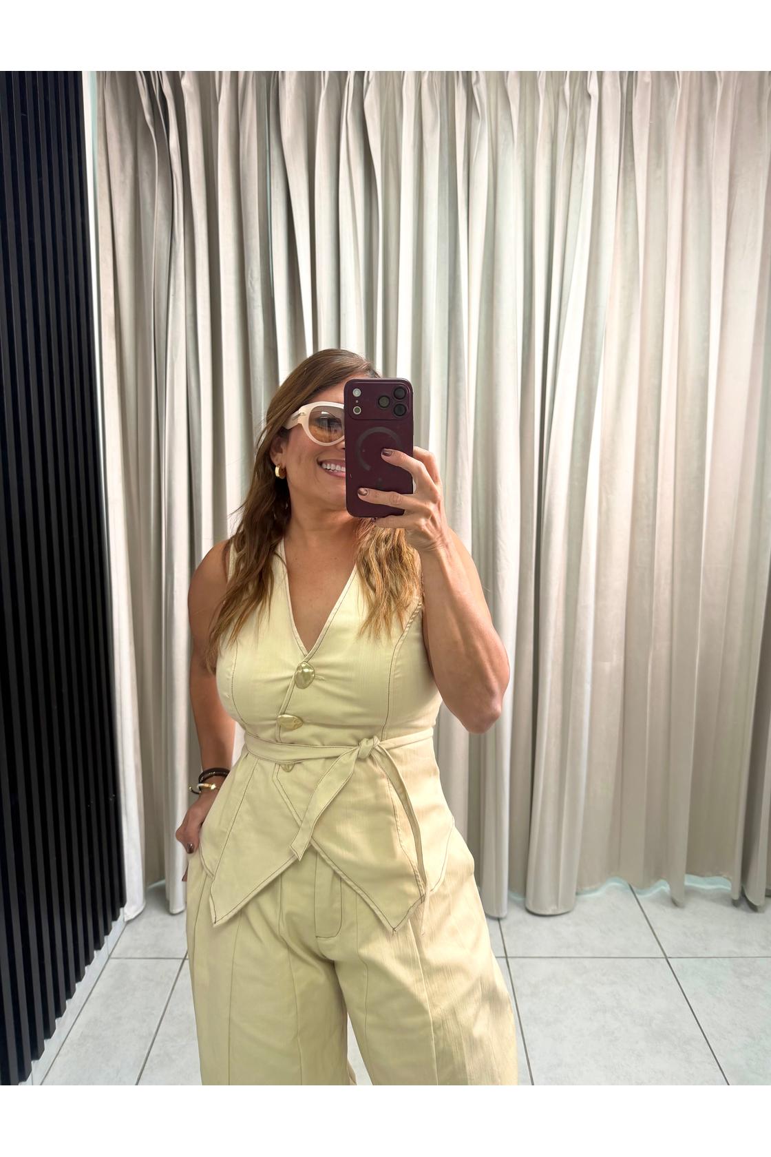 Button Front Vest And Wide-leg Barril Set