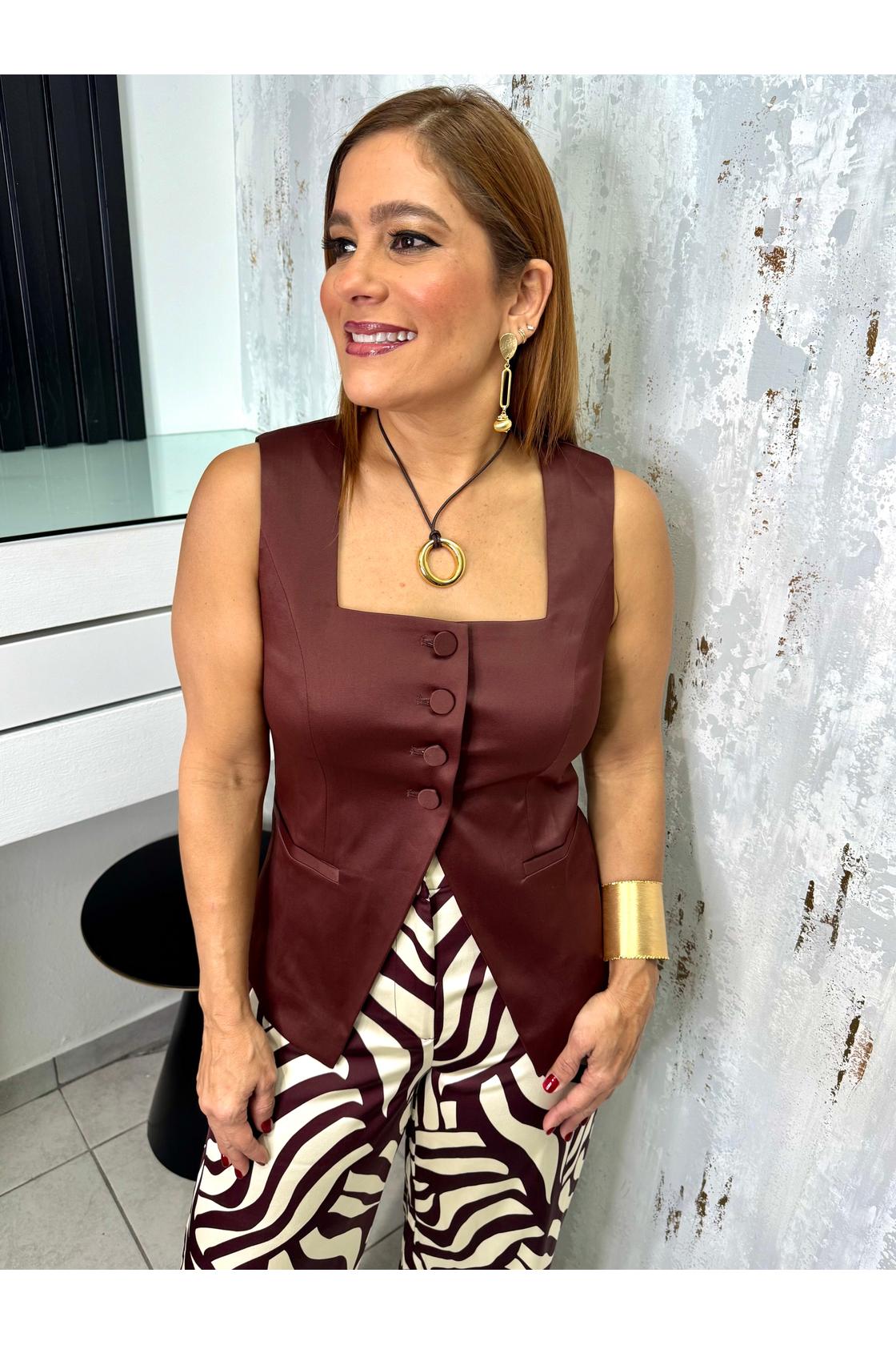 Solid Button Down Square Neck Crop Vest