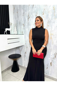 Fitted mermaid maxi dress with ruching